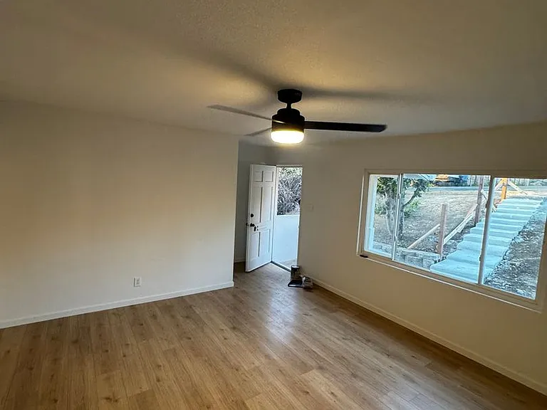 152 Jordan St — Photo 4