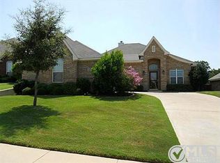 1124 Hidden Glen Ct, Burleson, TX 76028