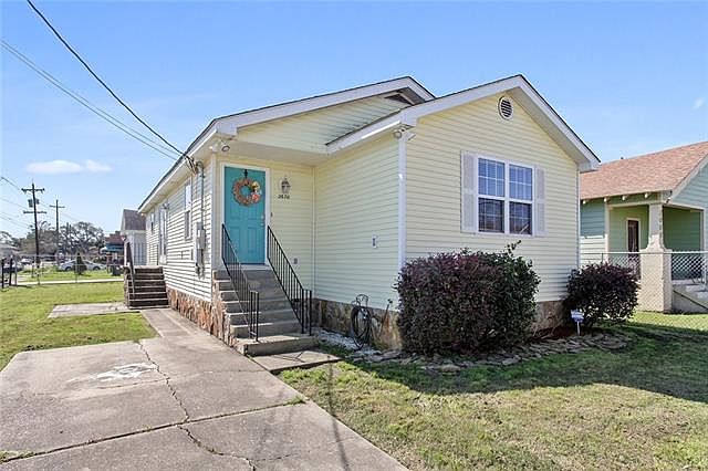 1st image of 2678 Pressburg St