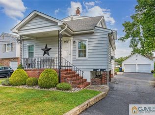 905 Cranbury Cross Rd, North Brunswick, NJ 08902