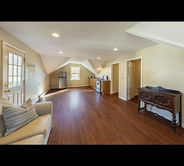 22 Spring St #2 — Photo 1