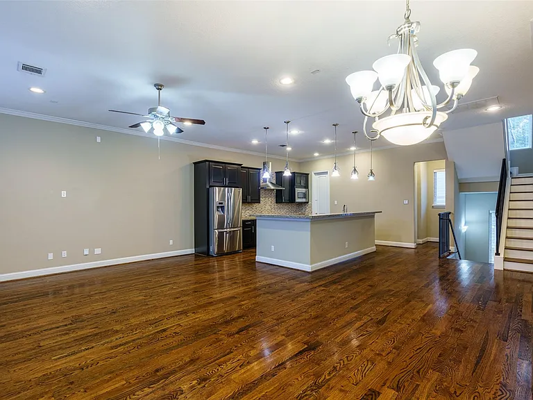 1518 Birdsall St #A — Photo 10