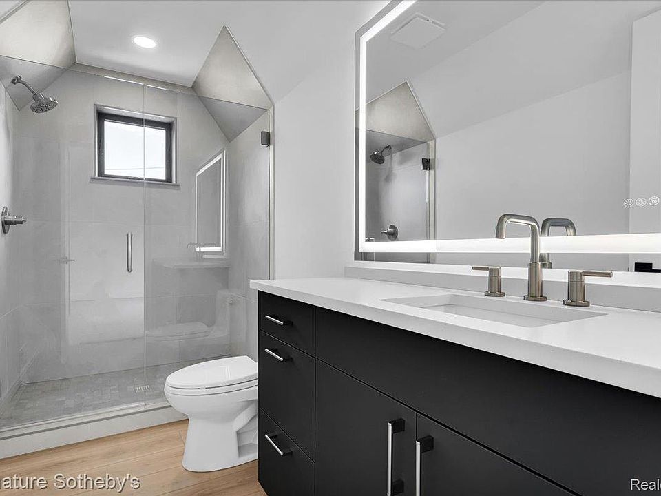 907 Ann St, photo 21