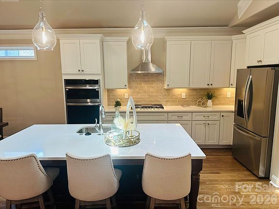 4th image of 5068 Silver Trace Ln #98