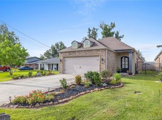 1717 Woodland Dr, Lake Charles, LA 70605