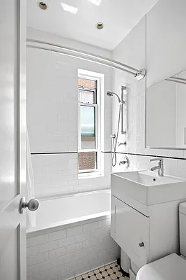 Sold by Hauseit LLC | media 5