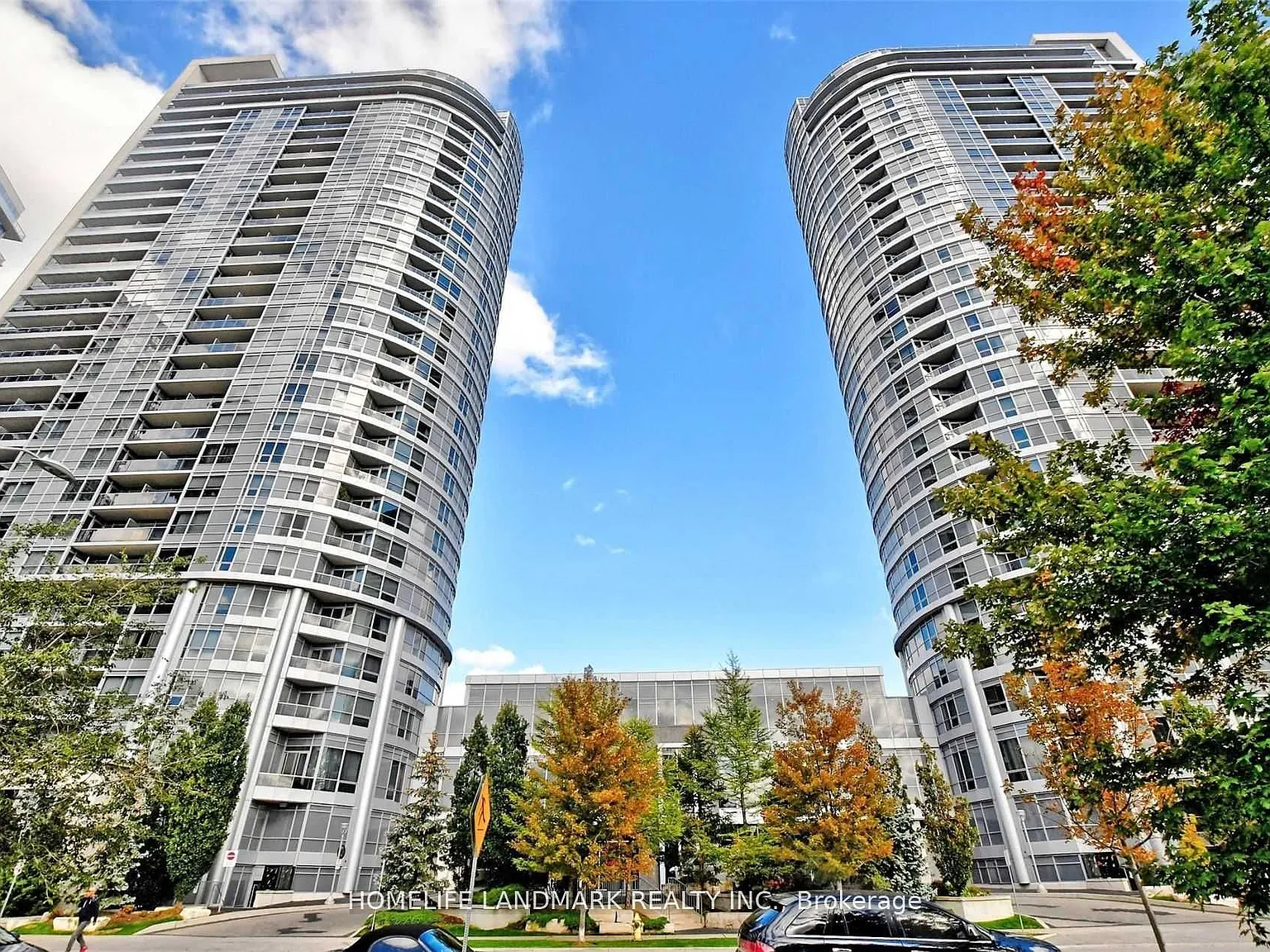 3 bed, $2,800 — Photo 1