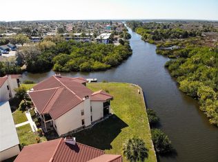 9970 Eagles Point Cir APT 4, Port Richey, FL 34668