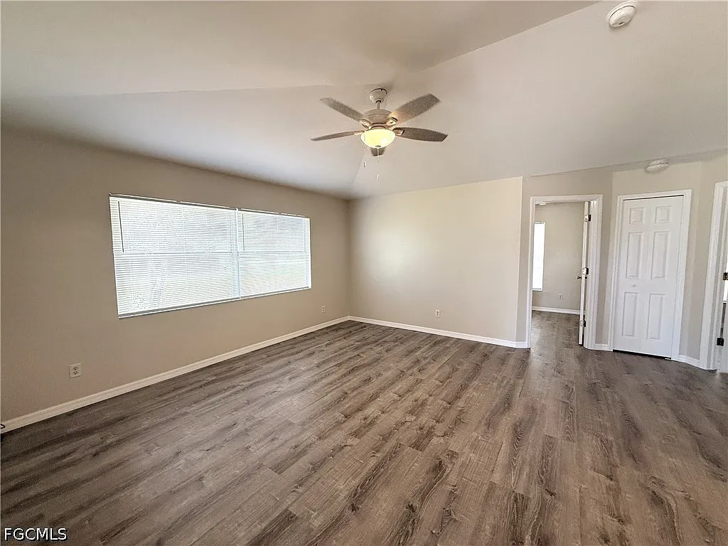 2 bed, 2.0 bath, 1078 sqft, $1,495 — Photo 4