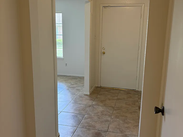 3746 Laura Leigh Ln — Photo 15