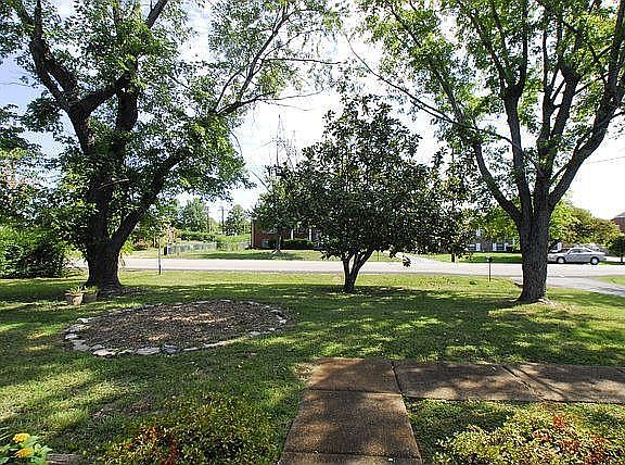 View front front sidewalk