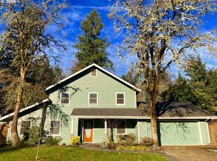 1552 Happy Ln, Eugene, OR 97401
