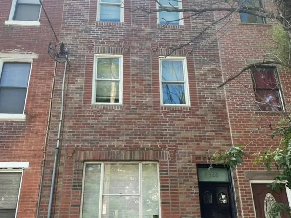 1326 S Carlisle St