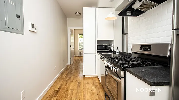 Rented by Nooklyn NYC LLC | media 2