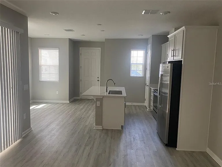 1457 Axel Graeson Ave — Photo 7