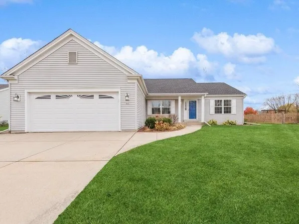 517 East Morningside STREET, Elkhorn, WI 53121