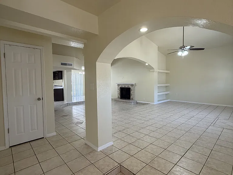 12000 Ivory Gate Way — Photo 6