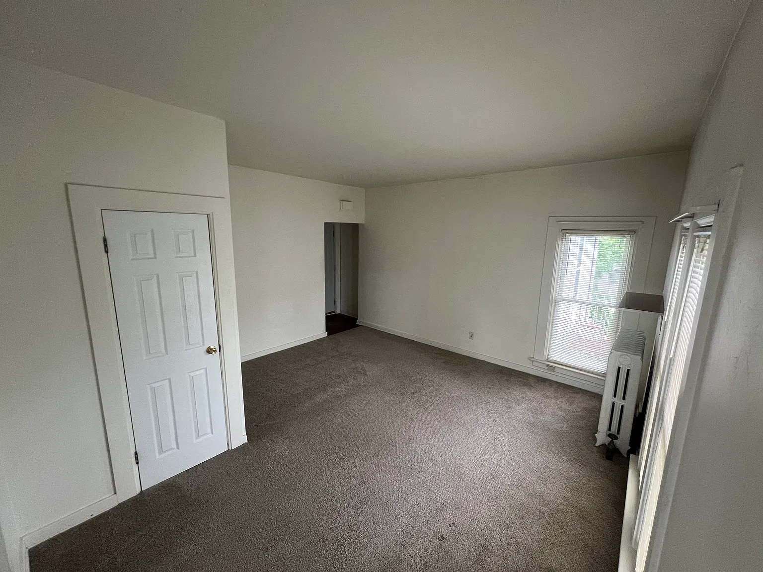 Studio, $725 — Photo 4