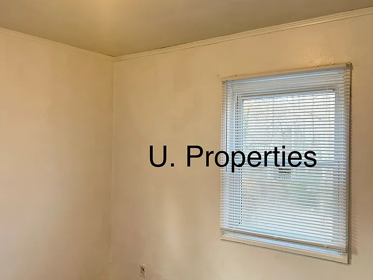 2213 Gerald St — Photo 7