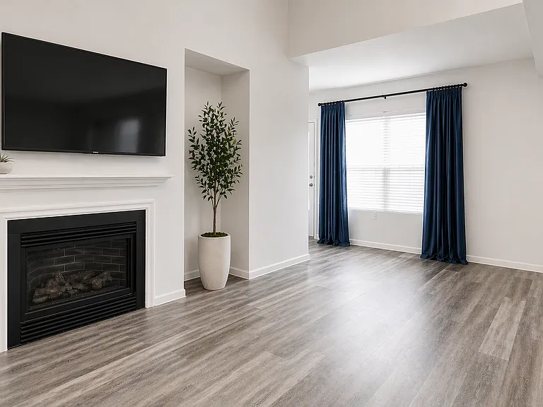 3235 S Walden Ct #H — Photo 11