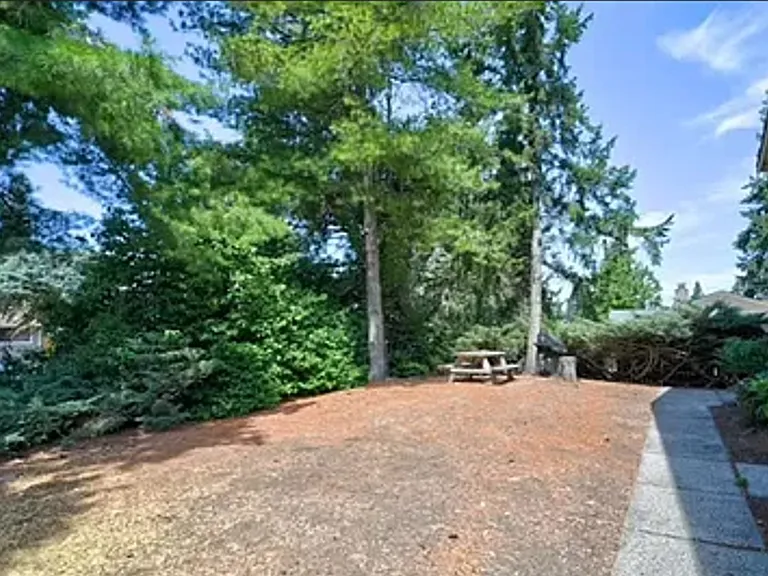316 Choker St SE #1 — Photo 13