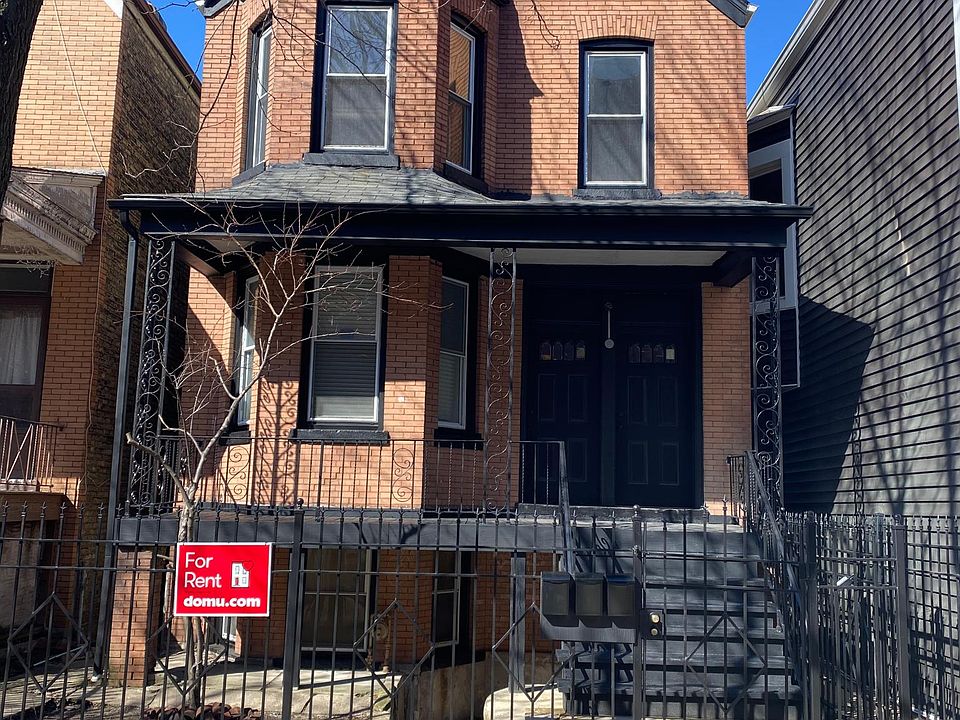 1st image of 2934 N Sawyer Ave #2