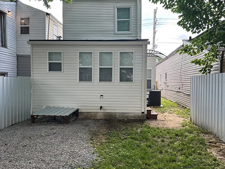 2812 S 4th St — Photo 3