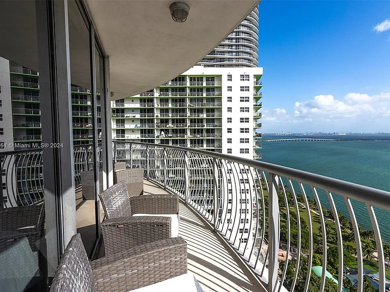 1750 N Bayshore Dr #3201 — Photo 4