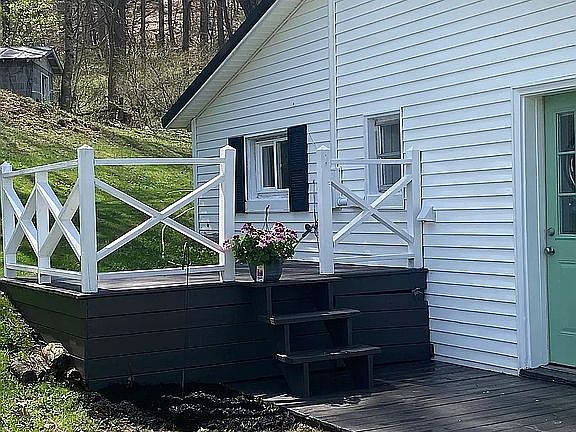 4th image of 28602 Smyth Chapel Rd
