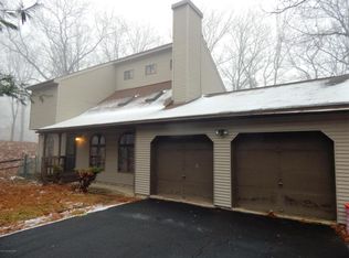 116 Rustin Pl, Bushkill, PA 18324