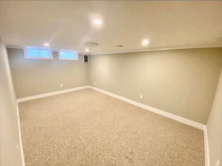 825 Orlando Ave SE — Photo 10
