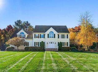 227 Mohawk Rd, Raynham, MA 02767