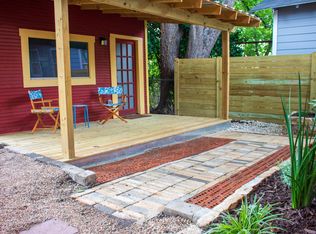 1119 W Russell Pl #B, San Antonio, TX 78201
