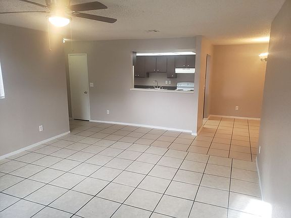 2nd image of 116 Orland St #6
