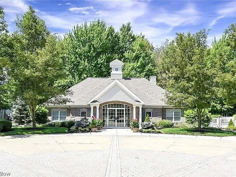 2695 Wyndgate Ct — Photo 30