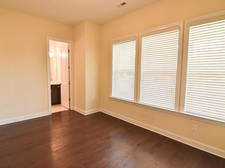 4909 Providence Country Club Dr — Photo 9