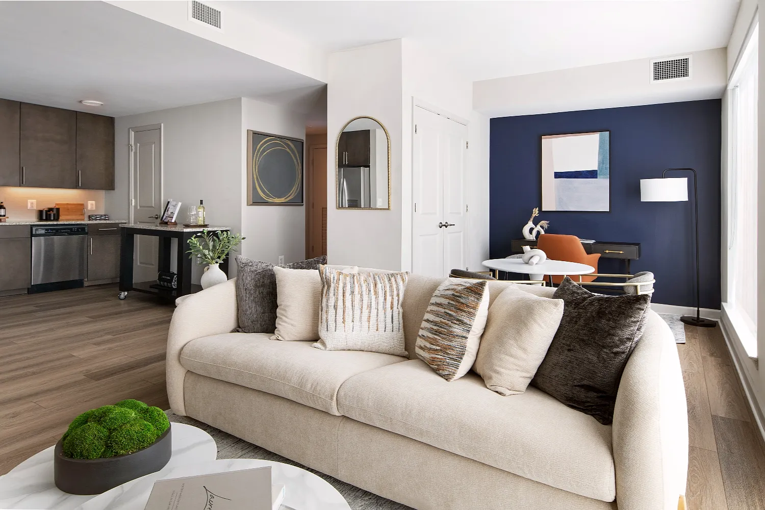Ovation at Park Crest — Photo 4