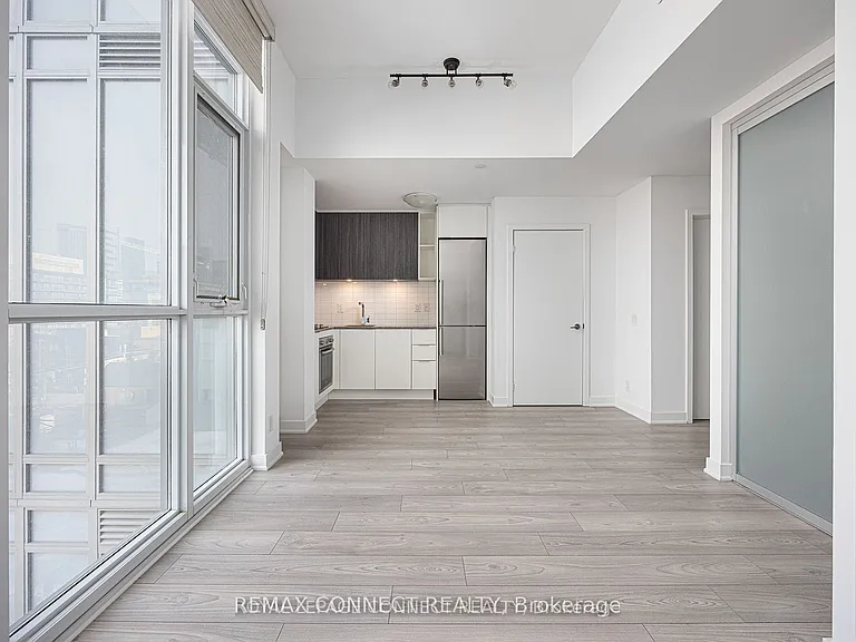120 Parliament St #704 — Photo 7