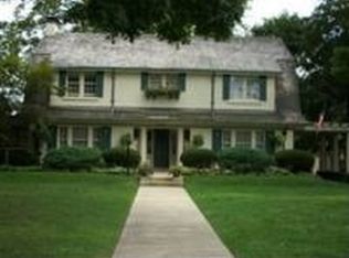 34005 Oakland Ave, Farmington, MI