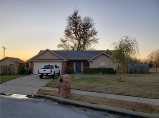 3360 Jon Davis Ln, Springdale, AR 72764