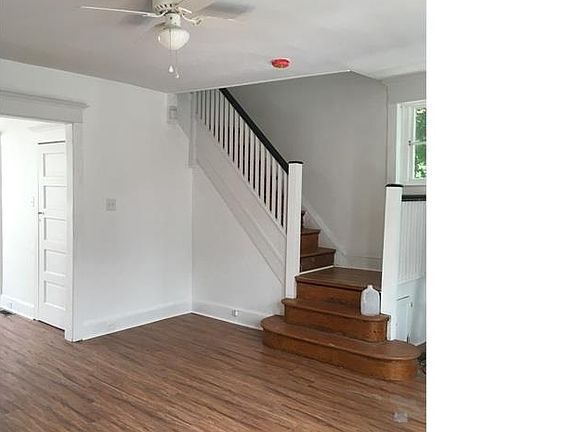 5th image of 621 E Brinton St
