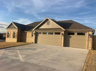 2000 Dobbs St, Pea Ridge, AR 72751