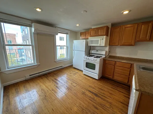 72 Liverpool St #3CP, Boston, MA 02128