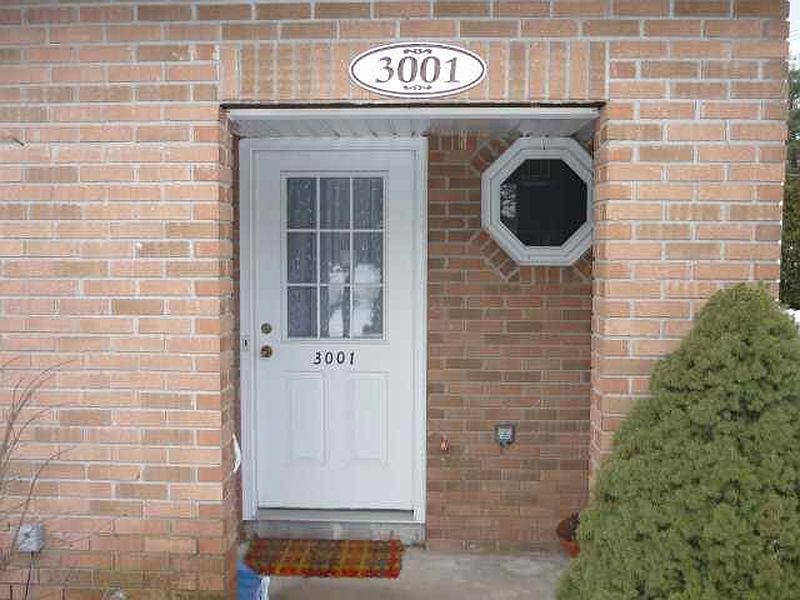 2nd image of 3001 SQUIRE Boulevard