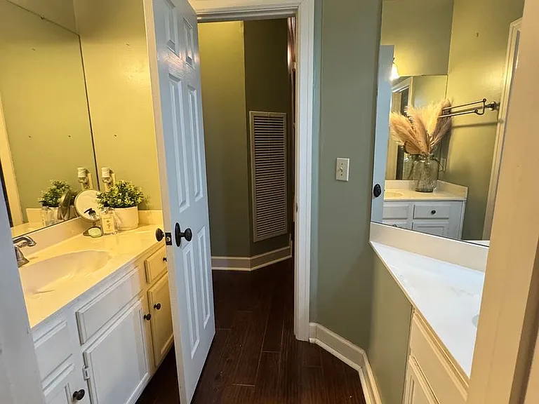416 Towne Lake Dr — Photo 33