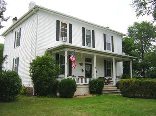 170 S Court St, Luray, VA 22835