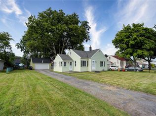 254 Heberle Rd, Rochester, NY 14609