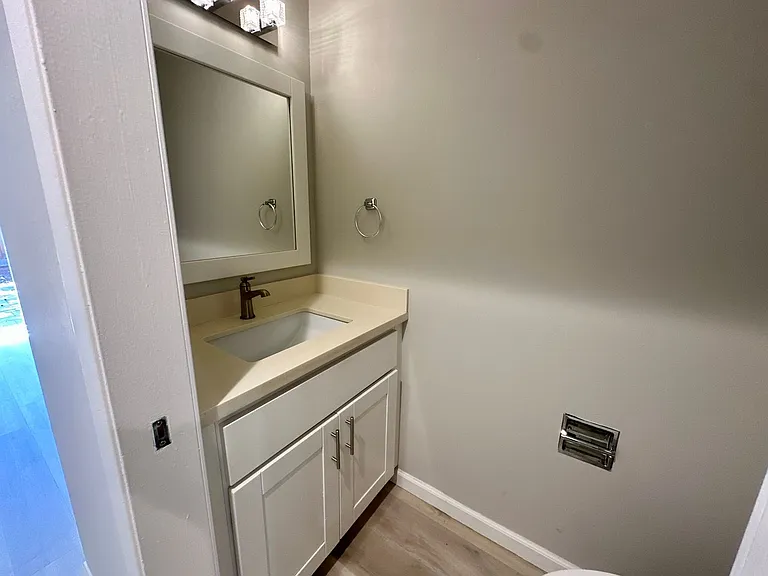 2047 Montecito Ave #2 — Photo 9