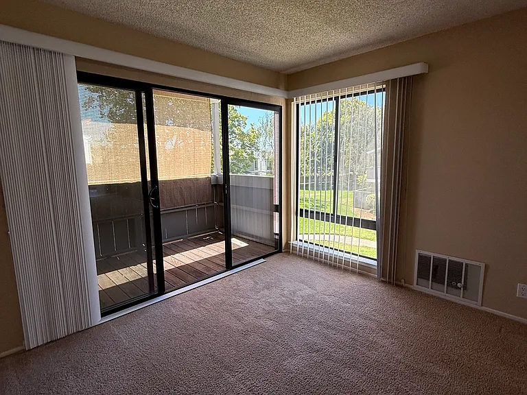 900 Southampton Rd #54 — Photo 2