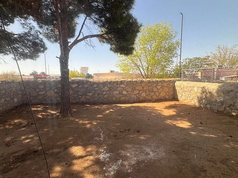 1924 Estrada Dr #1 — Photo 11
